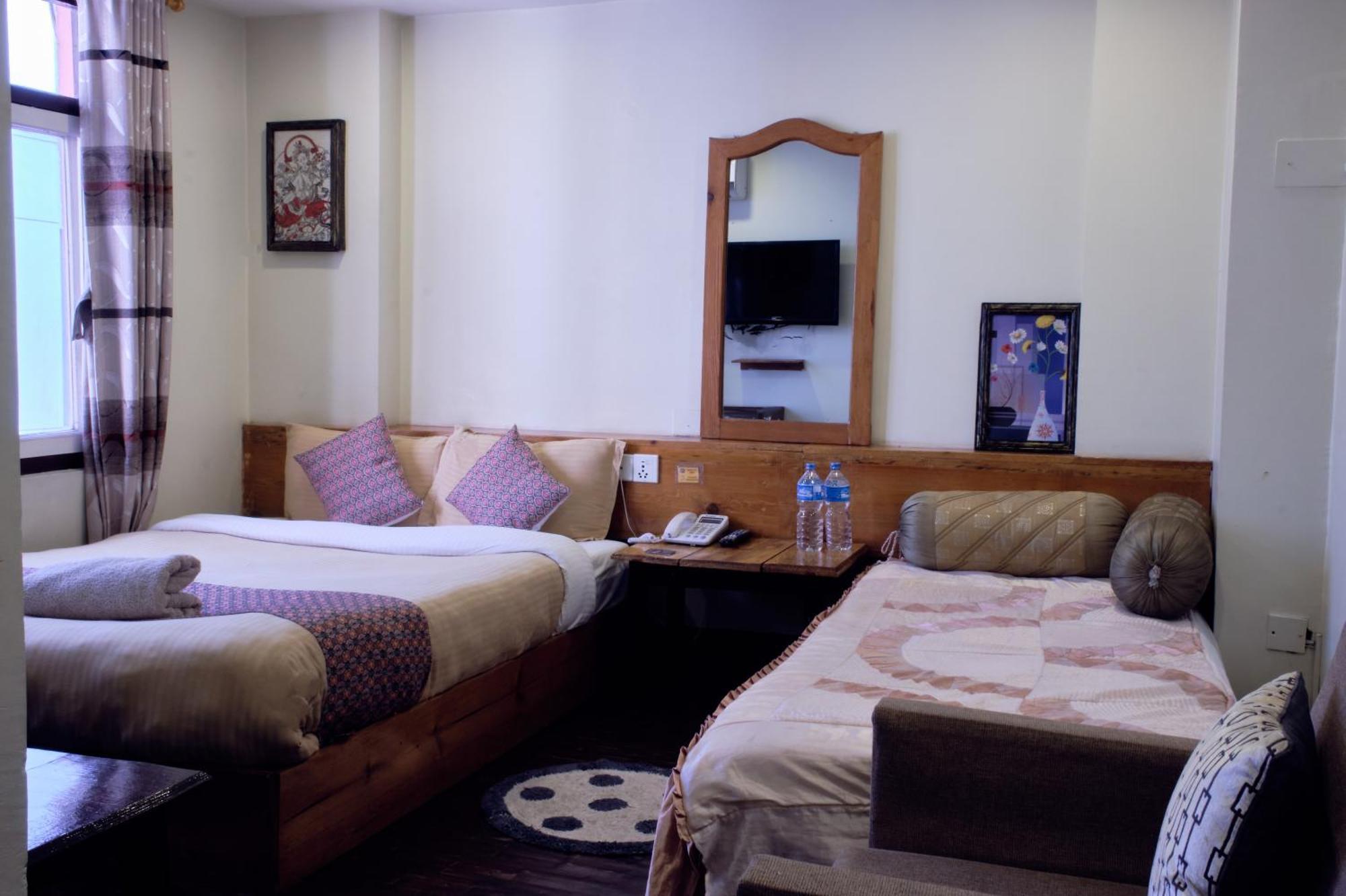 Hotel Shree Tara 카트만두 외부 사진