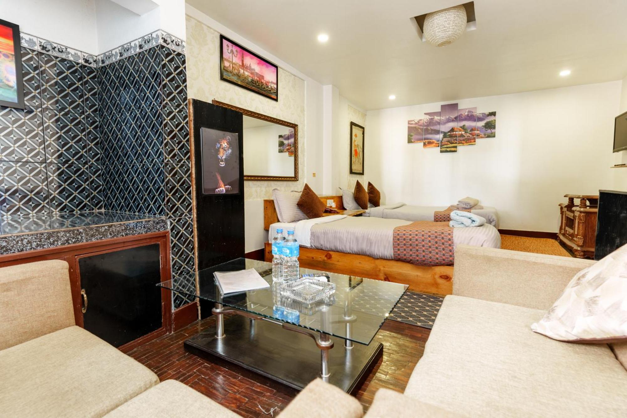 Hotel Shree Tara 카트만두 외부 사진
