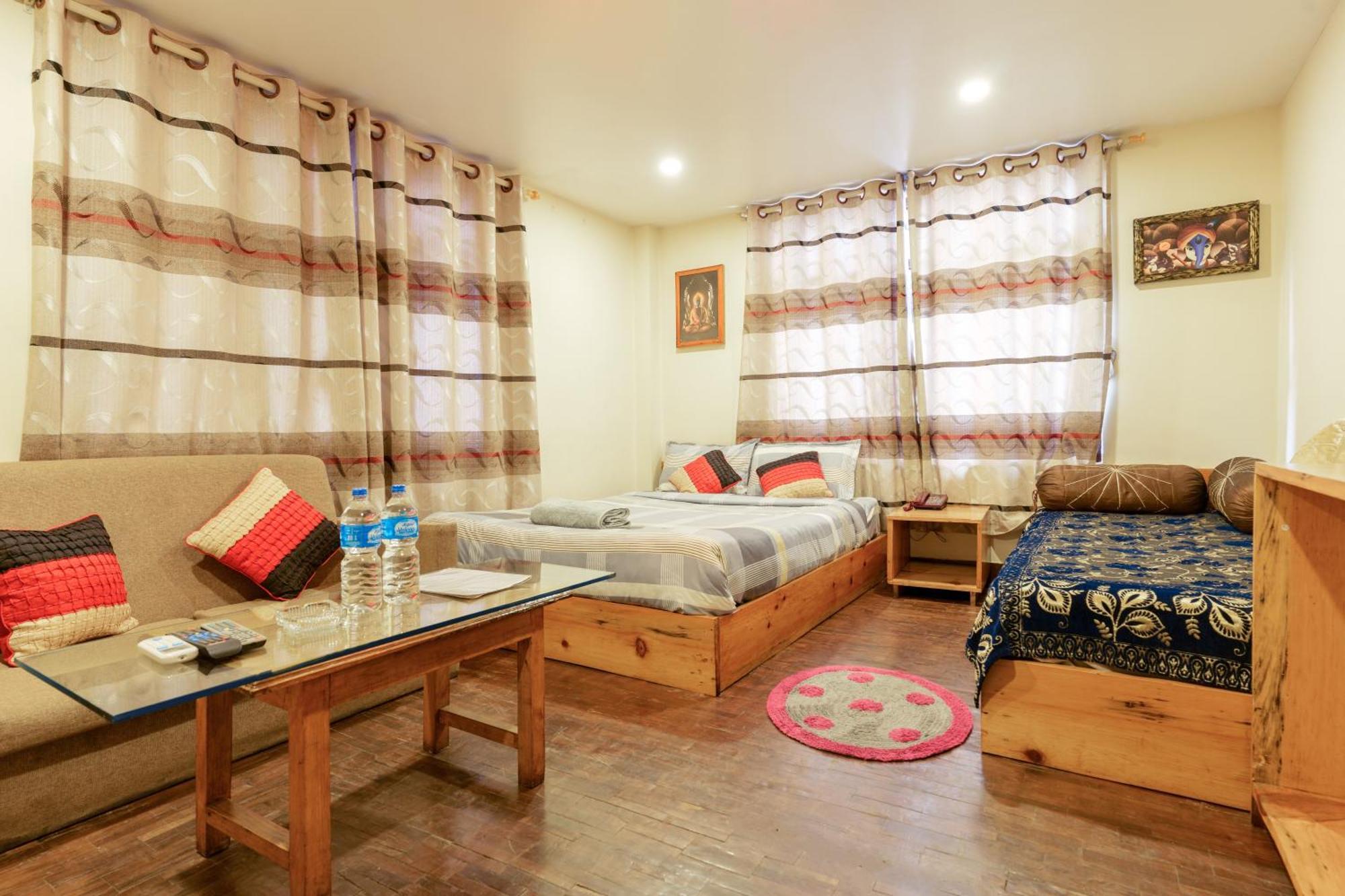 Hotel Shree Tara 카트만두 외부 사진